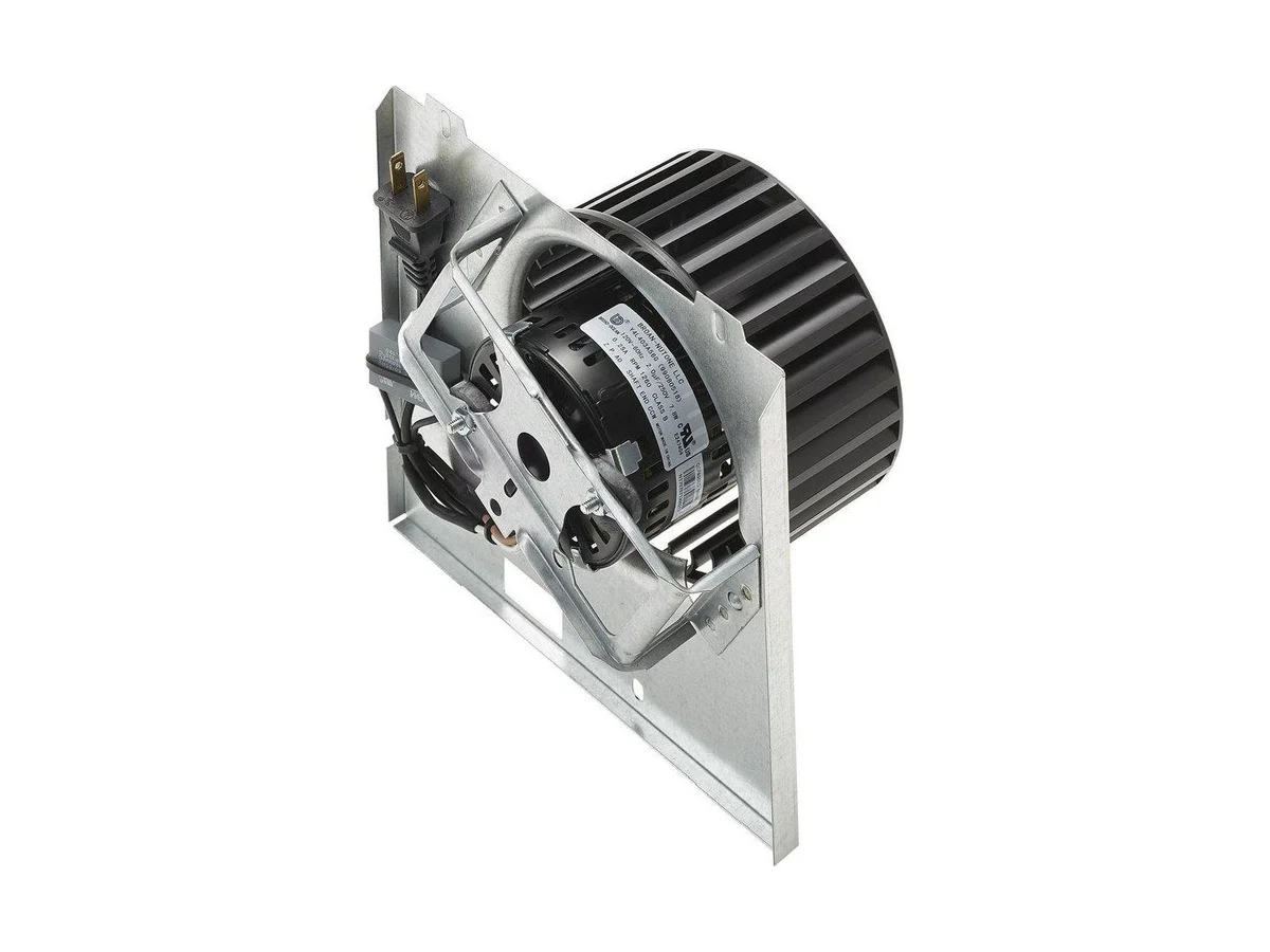 Broan-NuTone S97009745 Exhaust fan in silver
