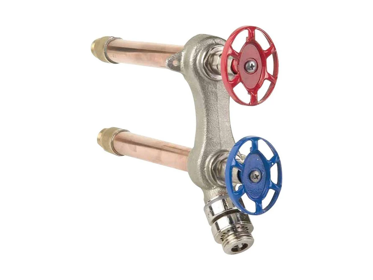 Champion-Arrowhead 496-10VLF And sweat wall hydrant