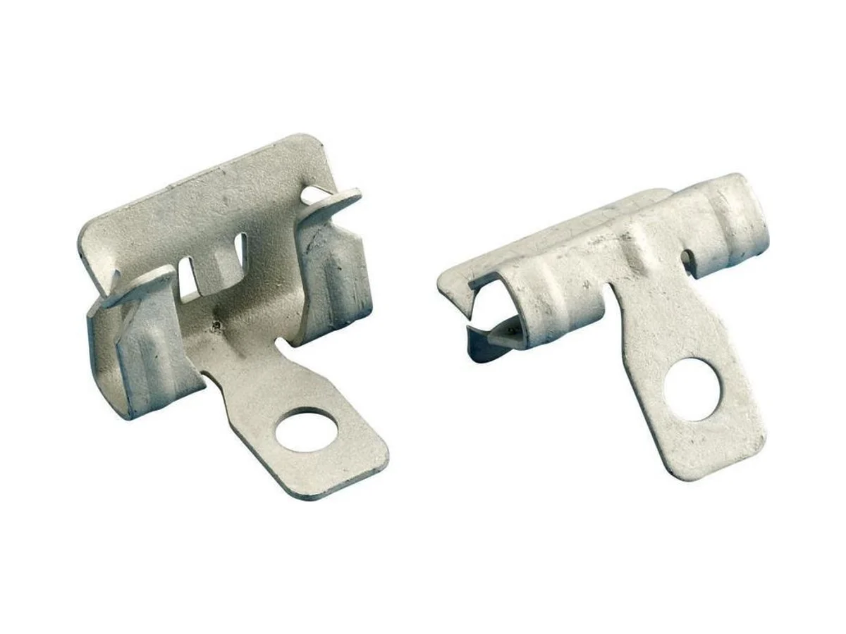 nVent CADDY 4H58 Steel pipe sleeve clip