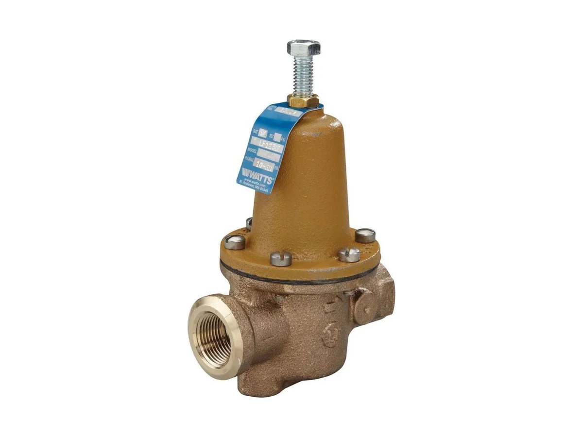 Watts 0121225 Fnpt pressure reducing valve